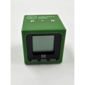 Radica Cube World Dash Green Handheld Electronic Game 2005 Interactive